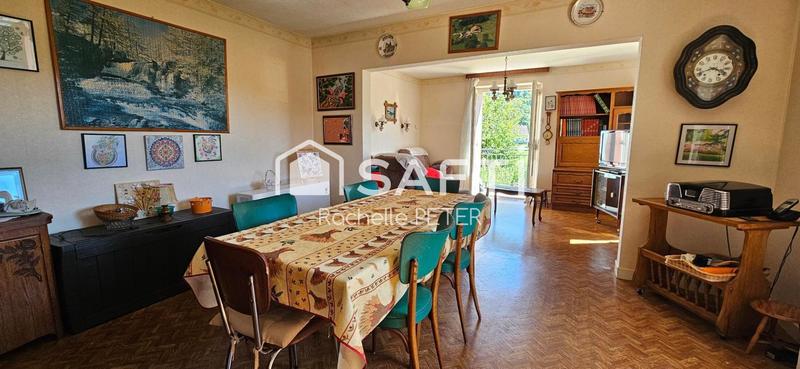 Maison - 99 m² - 5 pièces