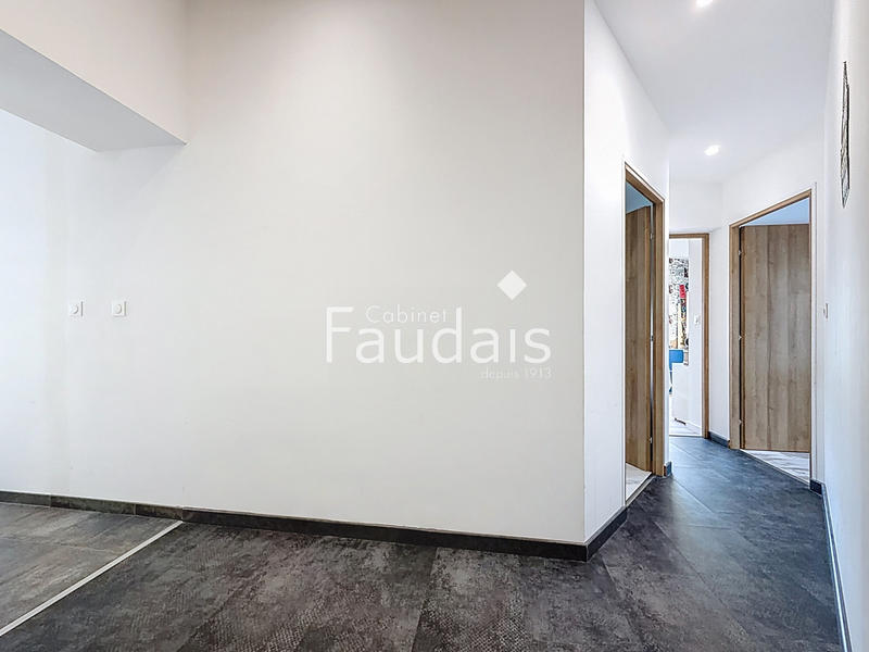 Maison - 122 m² - 5 pièces