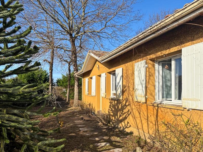 Maison - 94 m² - 4 pièces