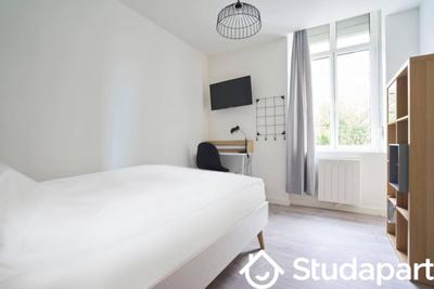 Chambre - 15 m² - 1 pièce