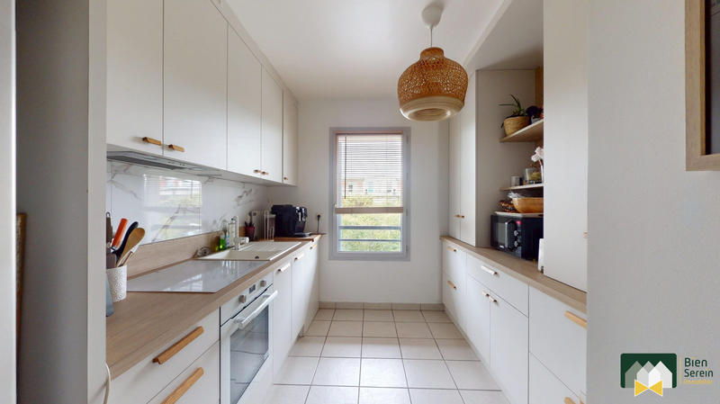 Appartement - 81 m² - 4 pièces