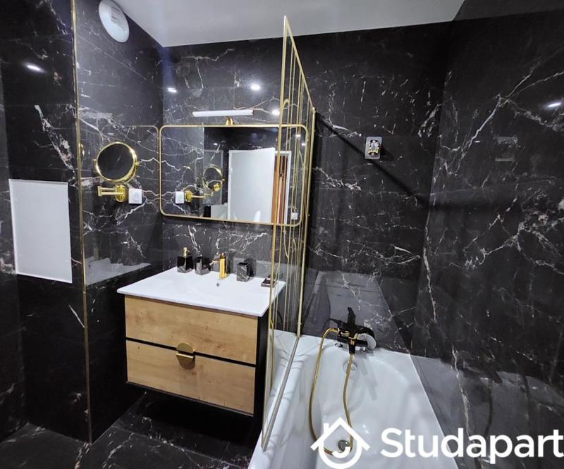 Chambre - 12 m² - 1 pièce