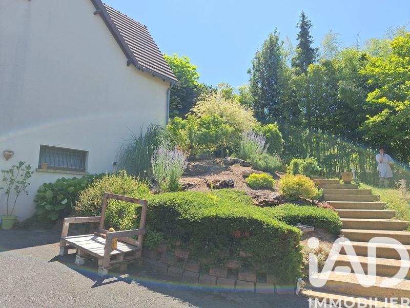 Maison - 181 m² - 5 pièces