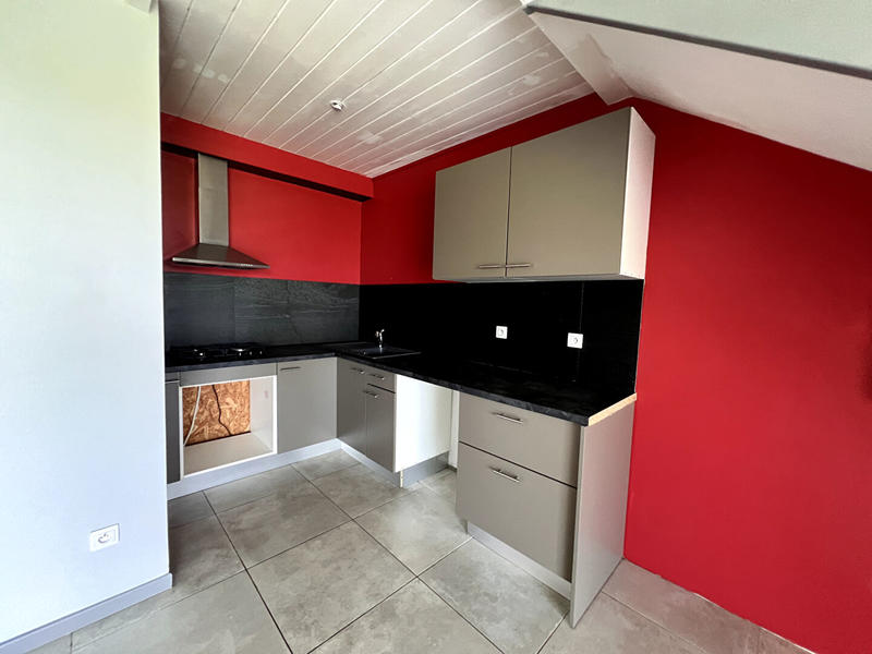 Maison - 96 m² - 4 pièces