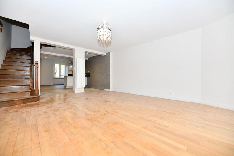 Maison - 155 m² - 6 pièces