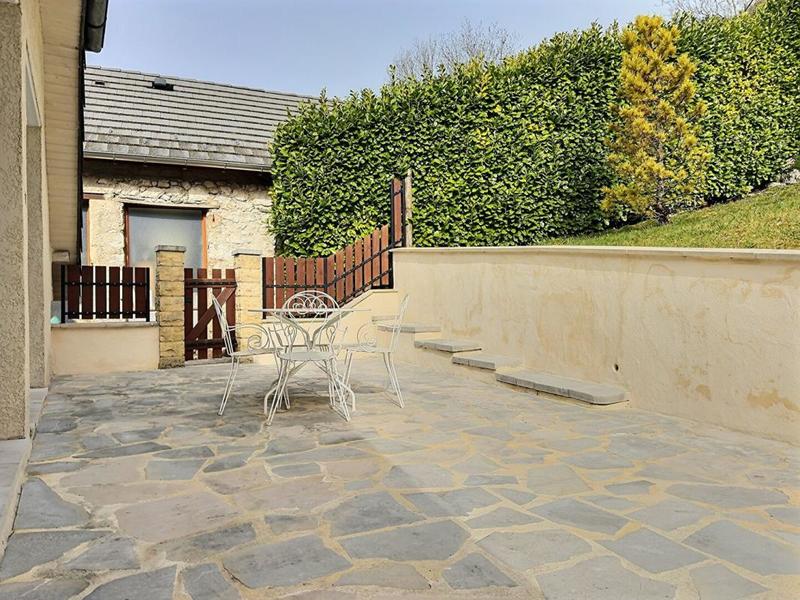 Maison - 240 m² - 6 pièces