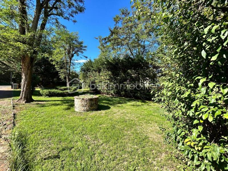 Maison - 208 m² - 6 pièces