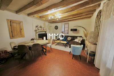 Maison traditionnelle - 87 m² - 4 pièces