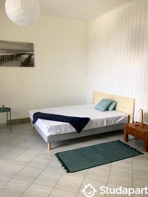 Chambre - 18 m² - 1 pièce