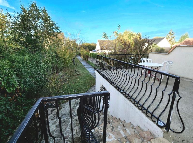 Maison - 85 m² - 5 pièces