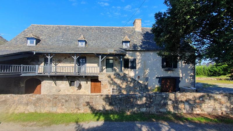 Maison - 192 m² - 6 pièces