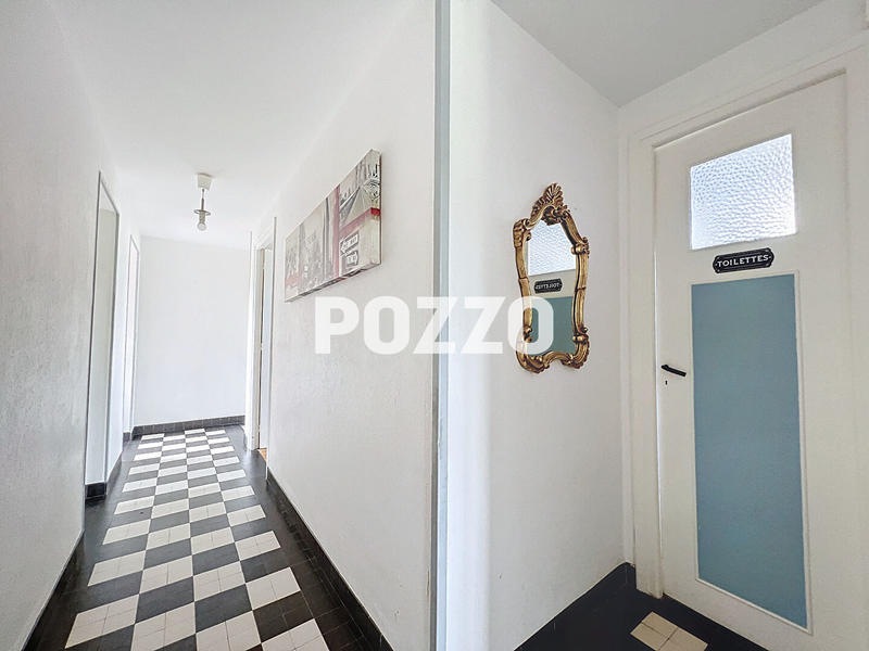 Appartement - 99 m² - 5 pièces