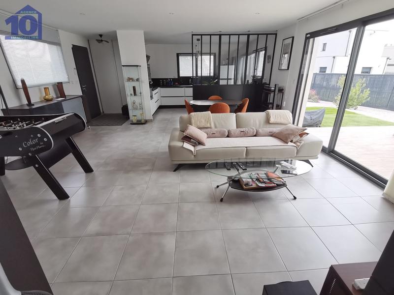 Villa - 95 m² - 4 pièces