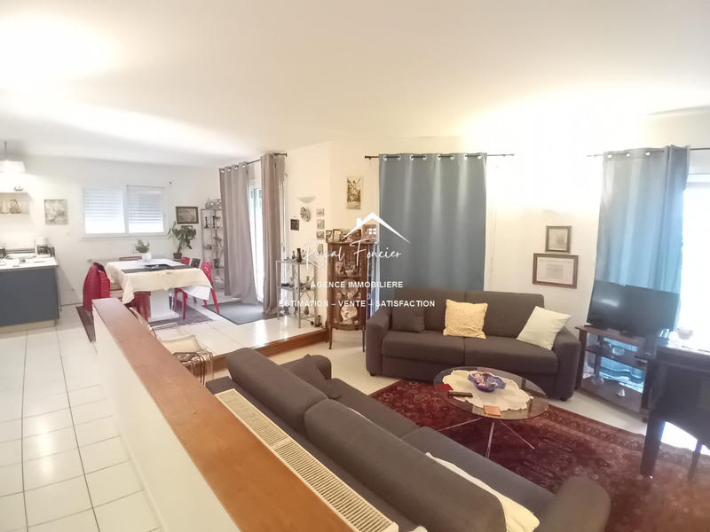 Maison - 91 m² - 5 pièces