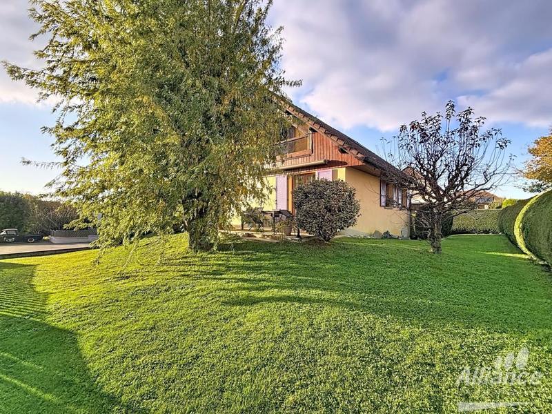 Maison - 96 m² - 6 pièces