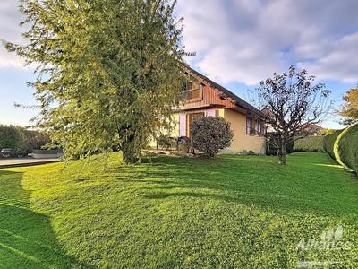 Maison - 96 m² - 6 pièces