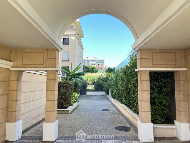 Appartement - 45 m² - 2 pièces