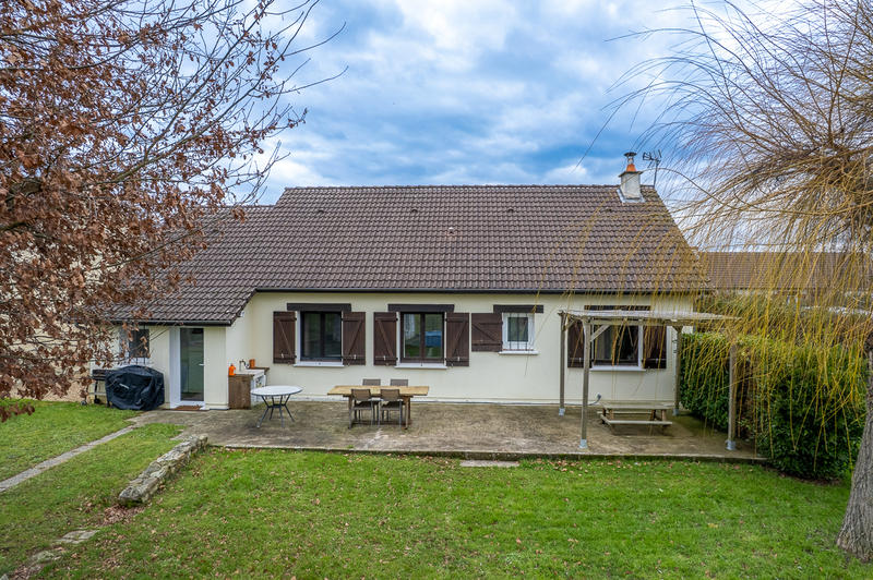 Maison - 138 m² - 5 pièces