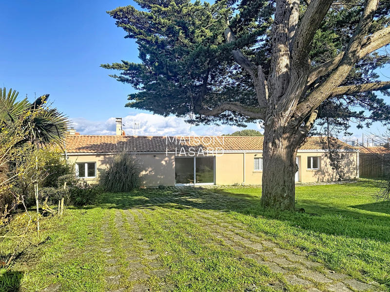 Maison traditionnelle - 109 m² - 5 pièces