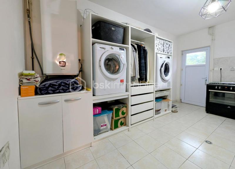 Maison - 174 m² - 6 pièces