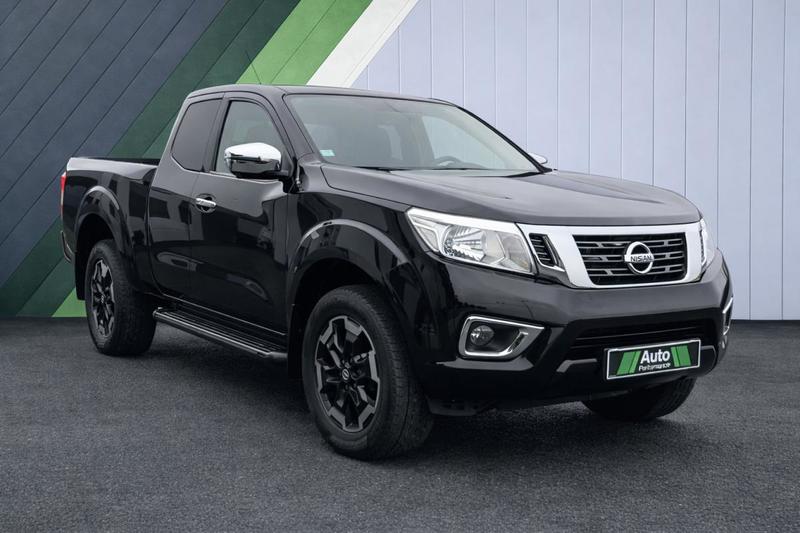Nissan Navara II King-Cab 2.3 Dci 160 n-Connecta 21.500 Ht