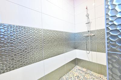 Maison - 202 m² - 5 pièces