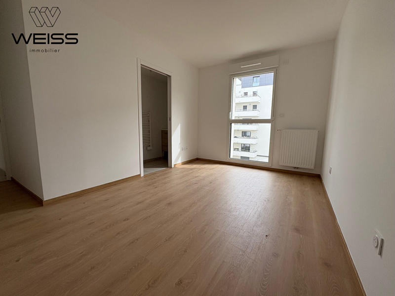 Appartement - 104 m² - 4 pièces