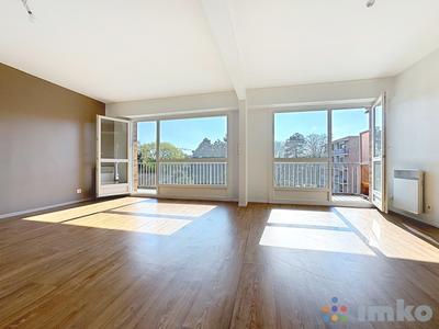 Appartement - 95 m² - 3 pièces