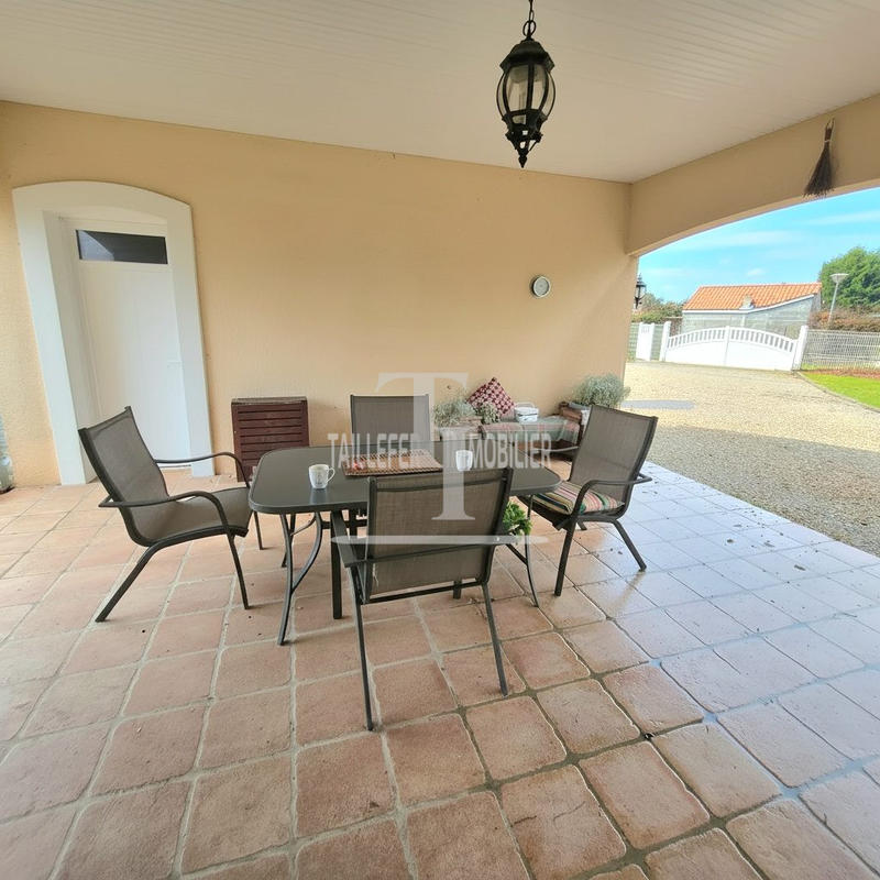 Maison - 163 m² - 7 pièces