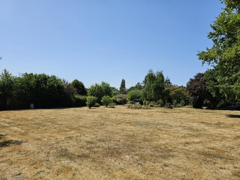 Maison en pierre - 140 m² - 9 pièces