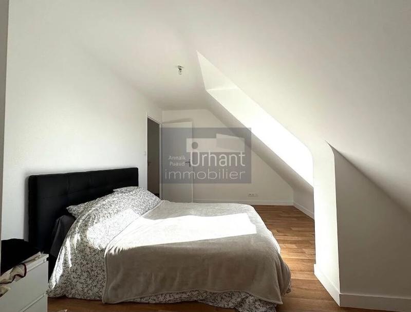 Maison - 95 m² - 6 pièces