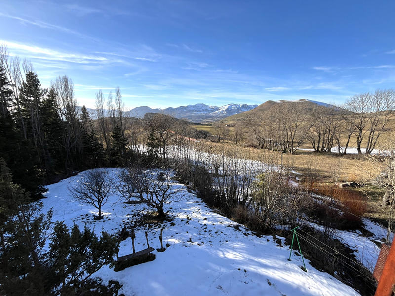 Maison - 96 m² - 4 pièces