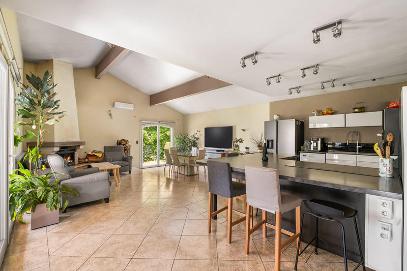 Maison - 146 m² - 5 pièces