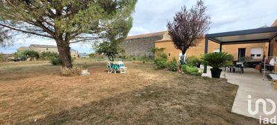 Maison - 240 m² - 10 pièces