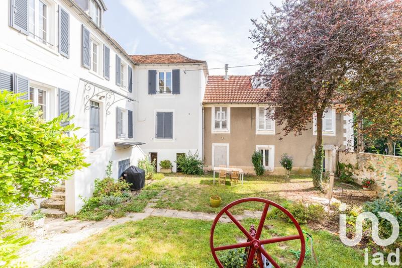 Maison - 131 m² - 6 pièces
