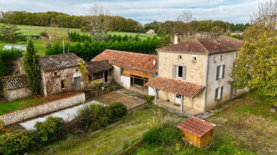 Maison - 210 m² - 4 pièces