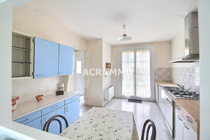 Maison - 110 m² - 6 pièces