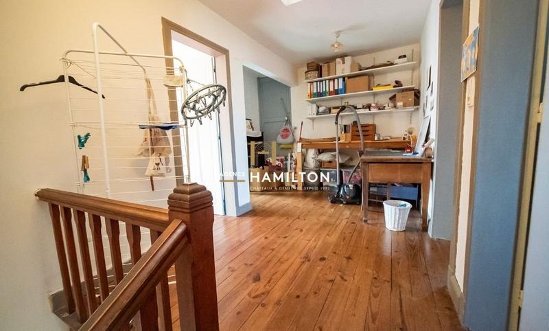 Maison de village - 225 m² - 10 pièces