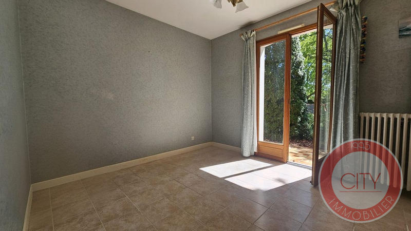 Maison - 121 m² - 5 pièces