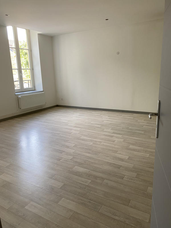 Appartement - 102 m² - 3 pièces