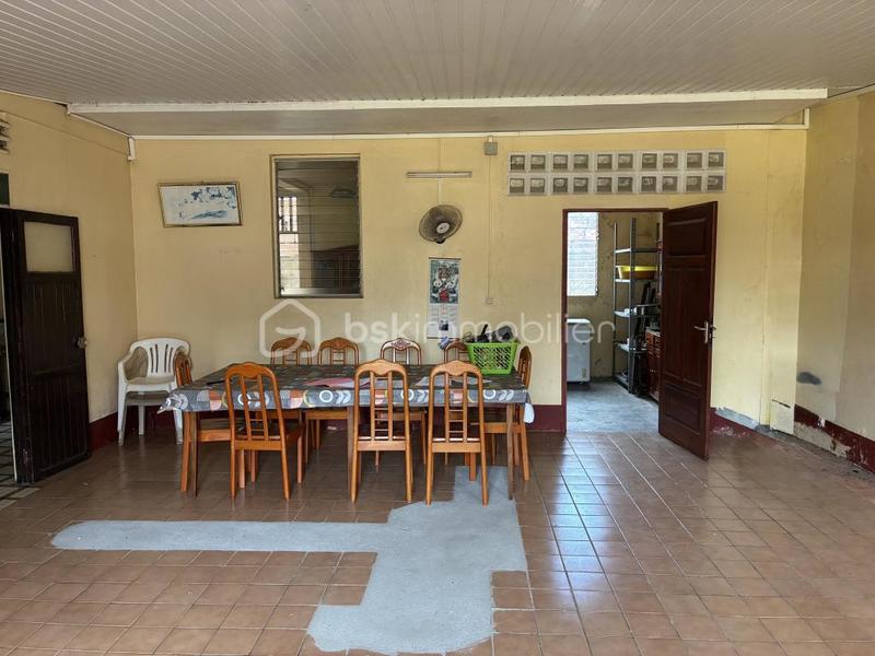 Maison ancienne - 244 m² - 6 pièces