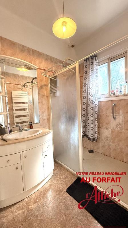 Maison - 99 m² - 5 pièces