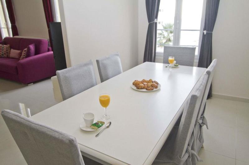 Appartement - 90 m² - 3 pièces