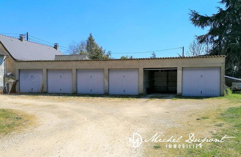 Maison - 240 m² - 15 pièces