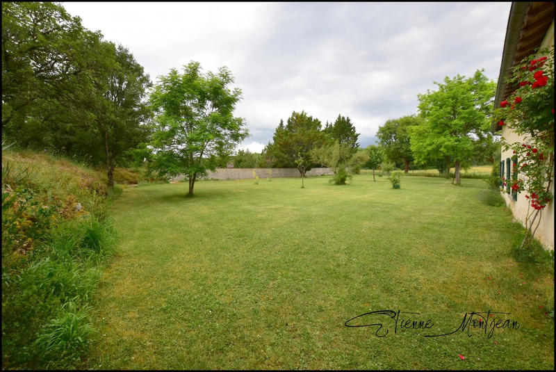 Maison - 140 m² - 4 pièces