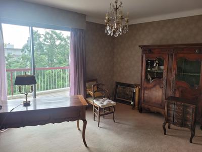 Appartement - 159 m² - 5 pièces