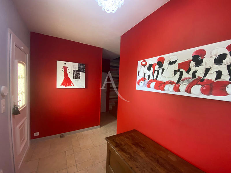 Maison - 140 m² - 6 pièces