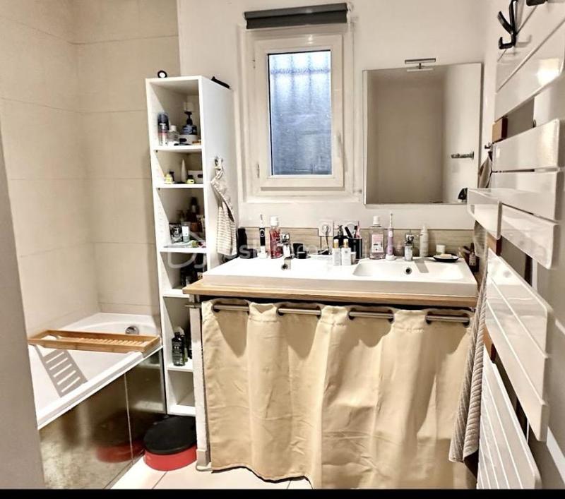 Maison traditionnelle - 110 m² - 5 pièces