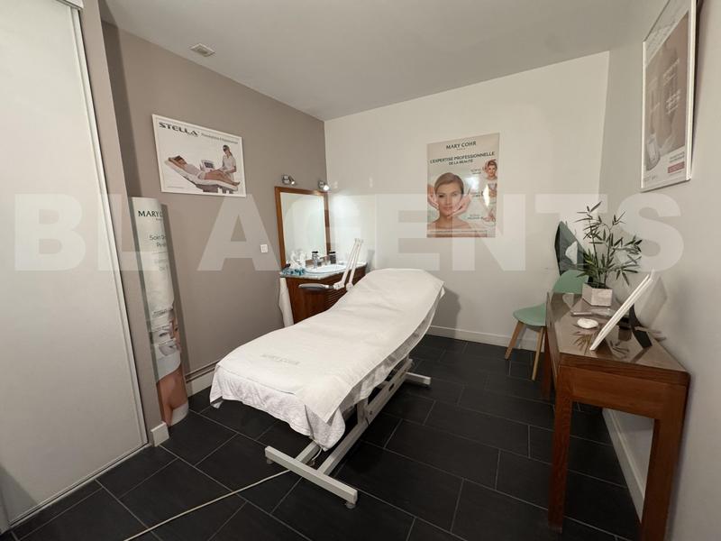 Fonds de commerce - 100 m²