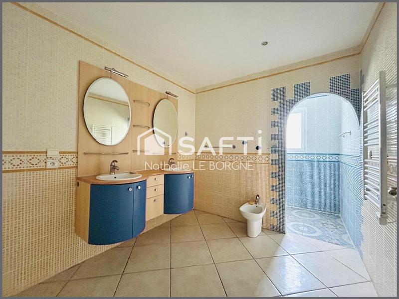 Maison - 158 m² - 5 pièces